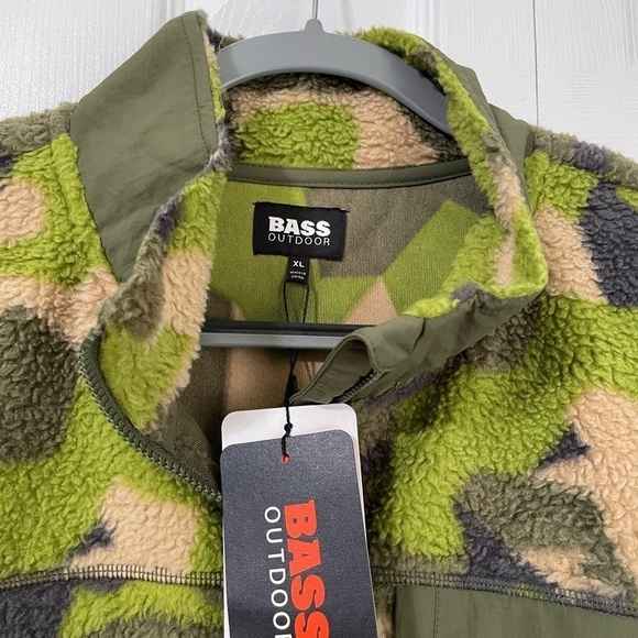 Bass Outdoor Women’s Camo Fleece Front pocket Zipper NWT size XL - Picture 11 of 16
